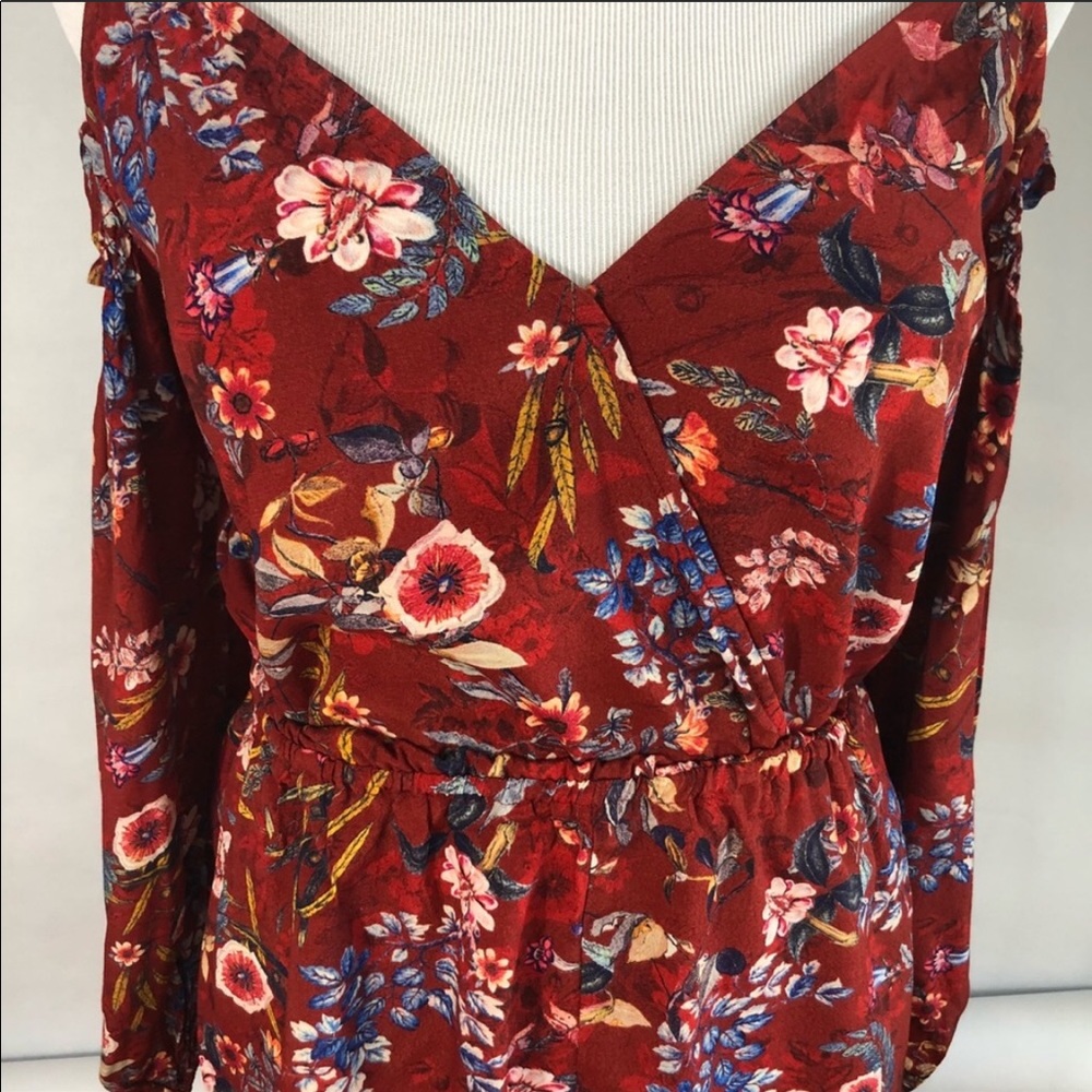 Willow & Clay Deep Red Floral Romper Medium - Picture 3 of 8